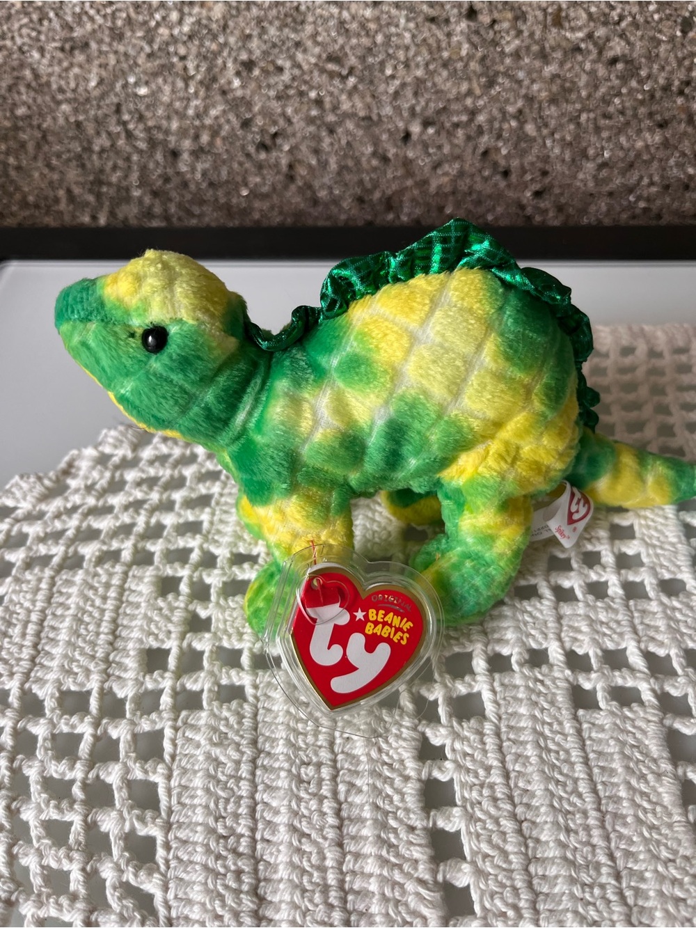 Ty beanie baby Green & Yellow Stegosaurus Beanie Plush